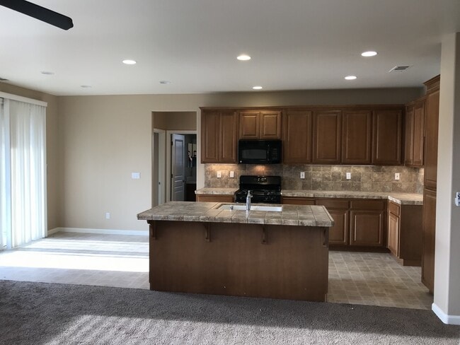 Building Photo - 1235 Bluegrass Ct