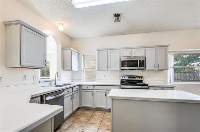Building Photo - 5803 Gloucester Ct