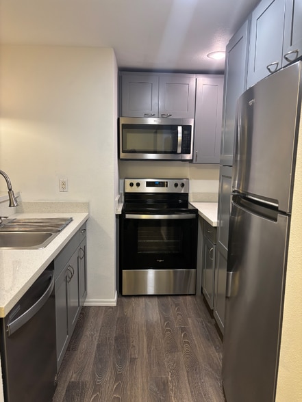 Building Photo - 22831 30th Ave S