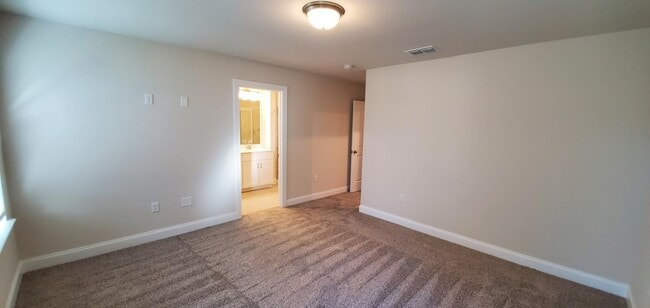 Building Photo - 1541 Olympic Ln