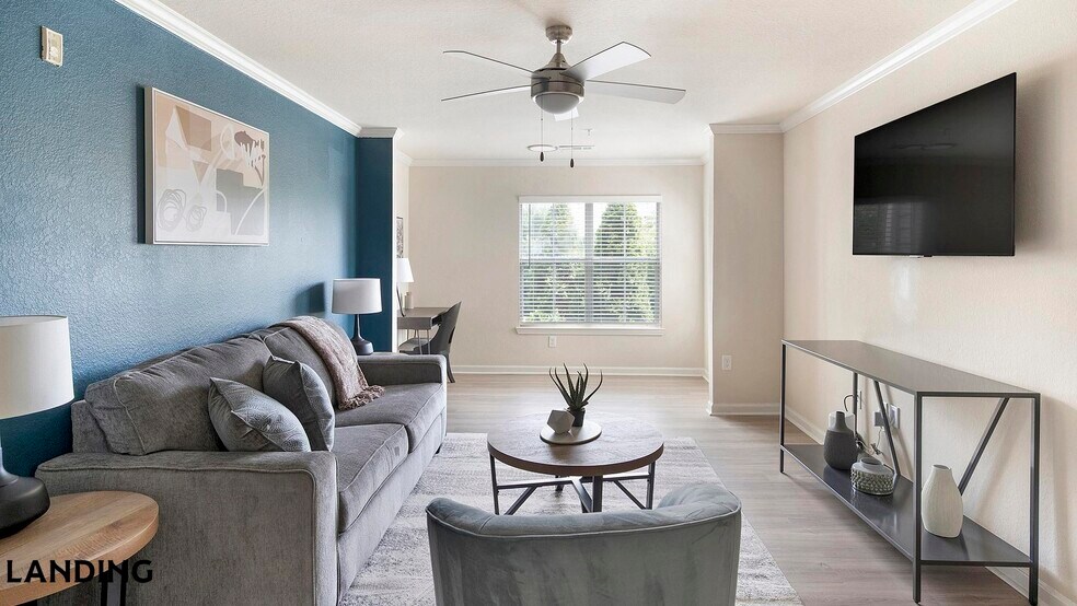 Building Photo - 210 Hillwood Blvd