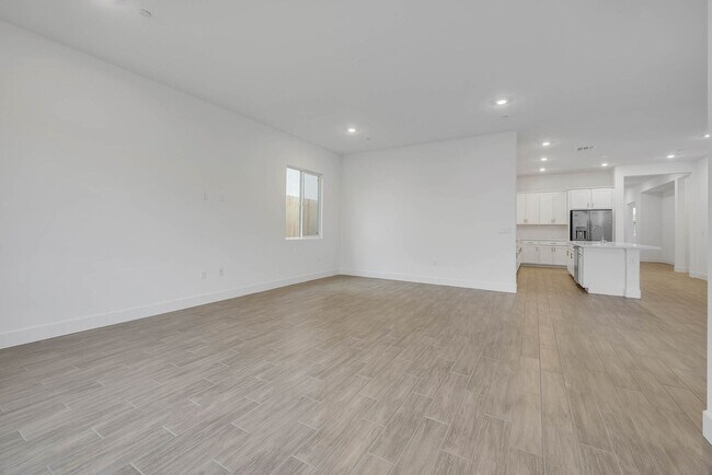 Building Photo - 12705 Parakeet Wy