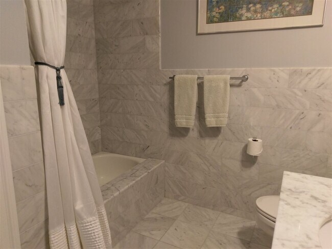 Building Photo - 1500 Hudson St