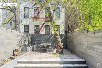 Building Photo - 557 W 159th St