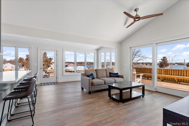 Building Photo - 73 W Tiana Rd