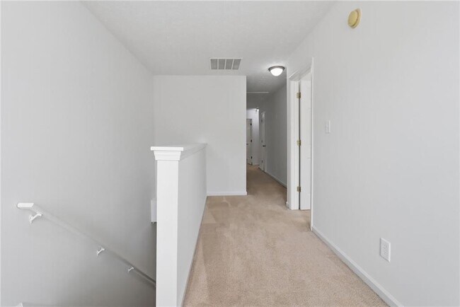 Building Photo - 2915 Greyhawk Ln