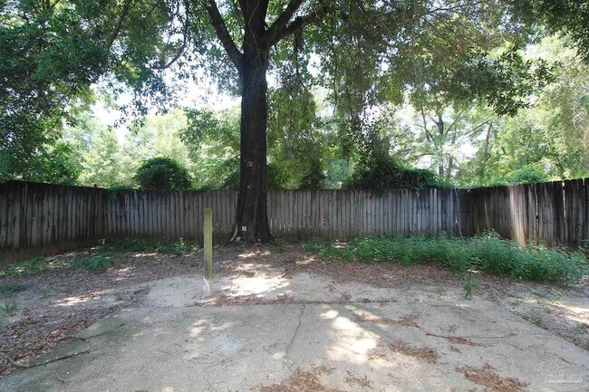 Building Photo - 6209 Cottage Woods Dr