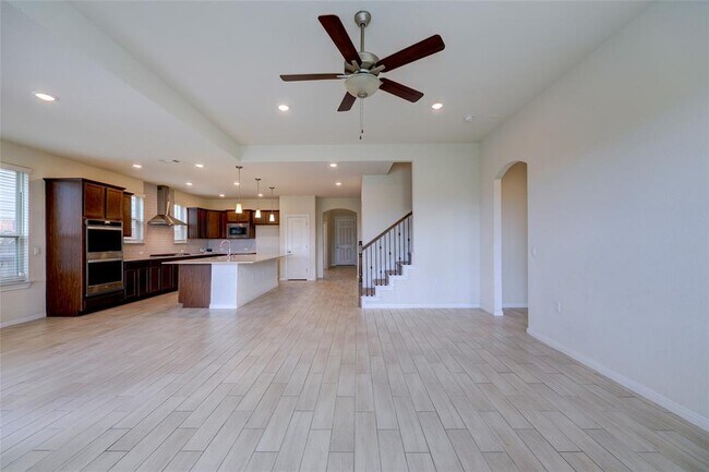 Building Photo - 11007 Strawberry Roan Dr