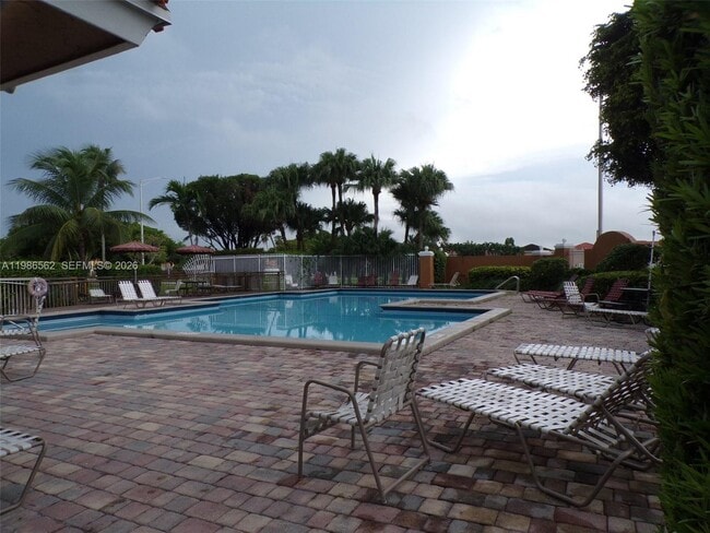 Building Photo - 8580 NW 5th Terrace