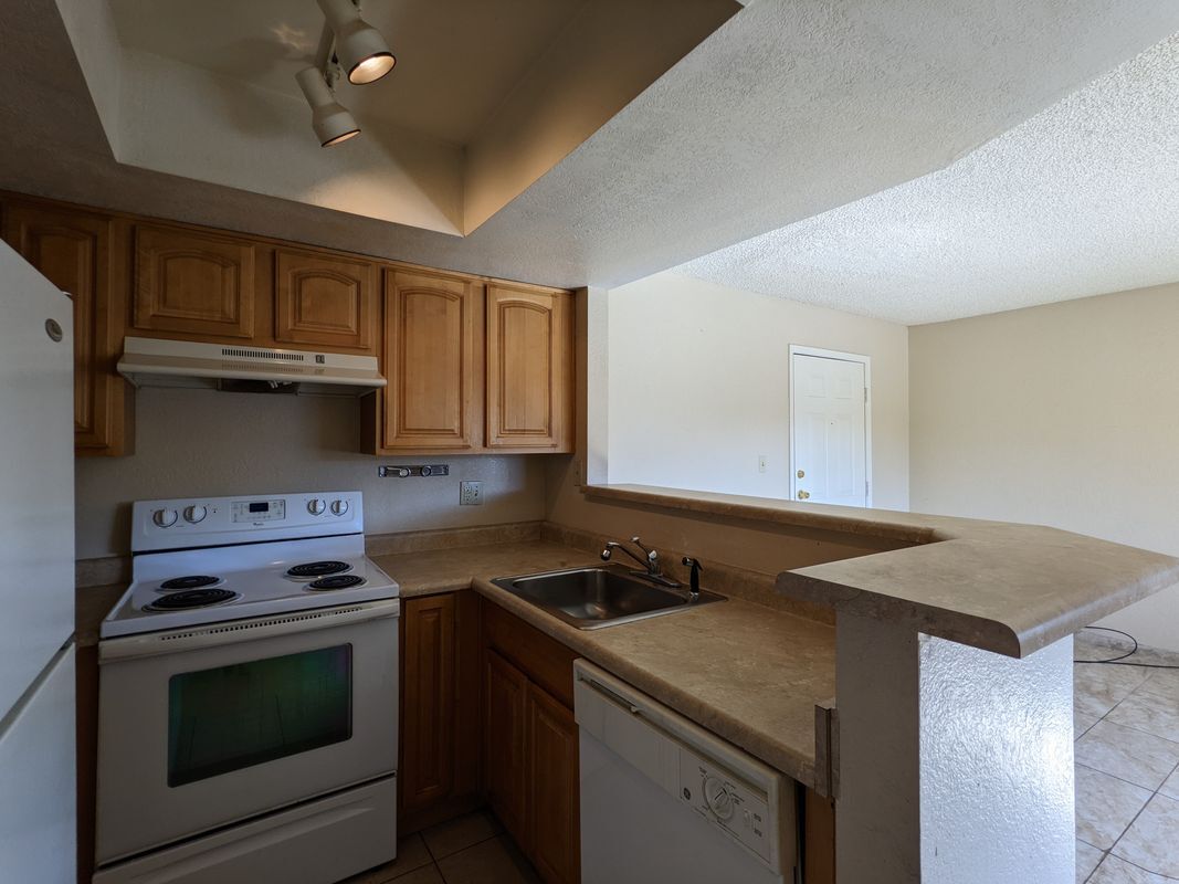 Building Photo - 3535 W Tierra Buena Ln