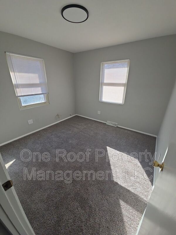 Building Photo - 3219 N 52nd St