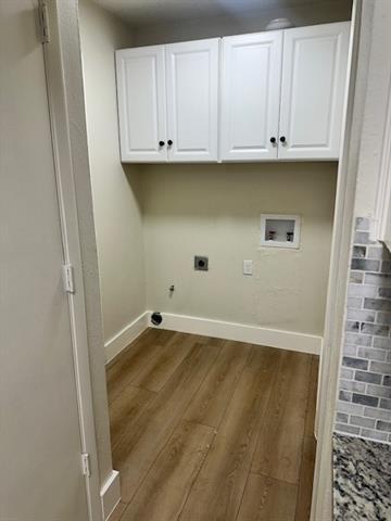 Building Photo - 401 Willow Way