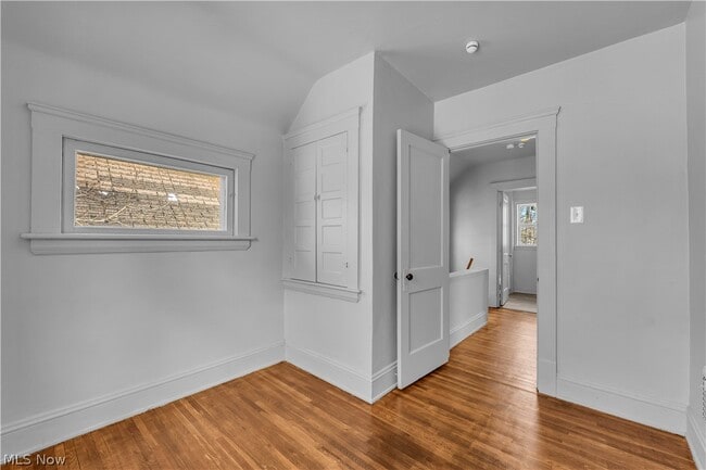 Building Photo - 3937 W 22nd St