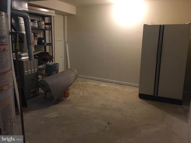 Building Photo - 5430 Ashleigh Rd