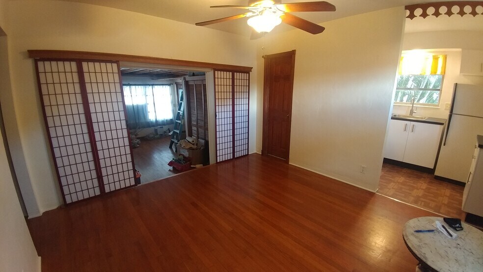Dining Room - 1946 Lincoln St