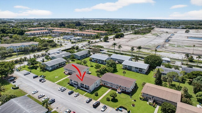 Building Photo - 42 Easthampton B