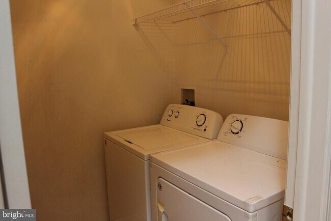 Building Photo - 54 Denali Dr