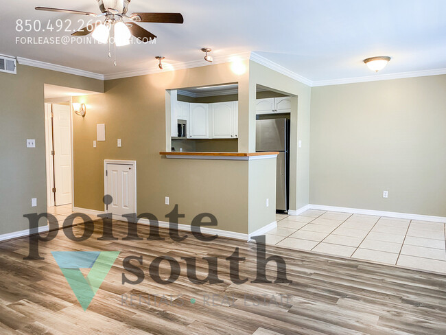 Building Photo - Bayview Terrace off Scenic Hwy!