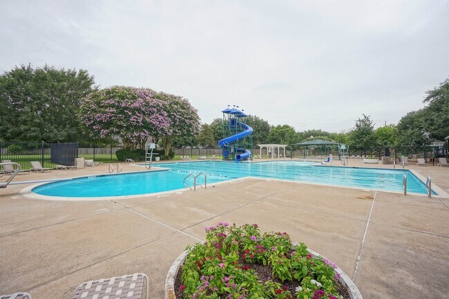 Building Photo - 918 Featherbrook Ct