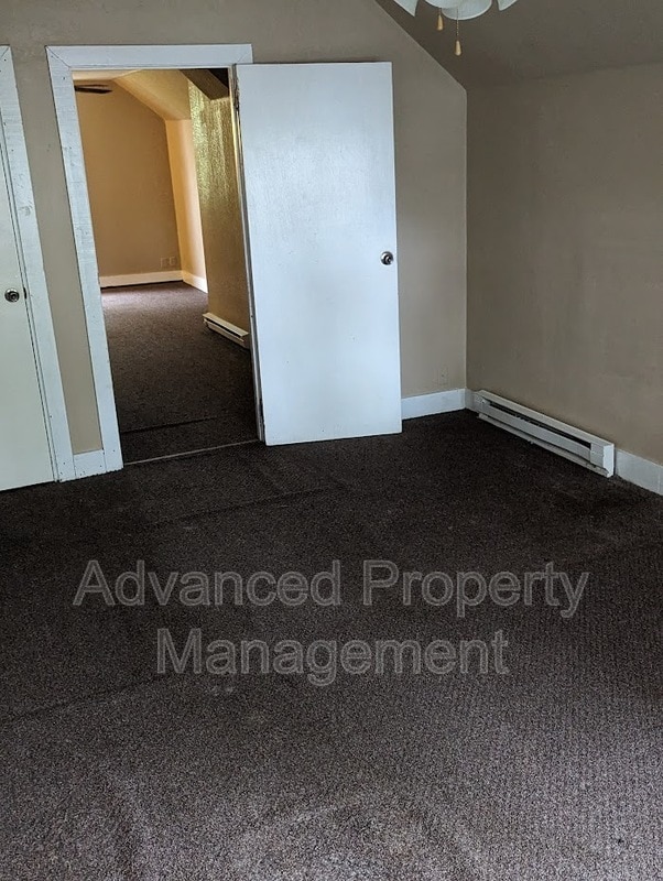 Building Photo - 3941 N 24th Pl