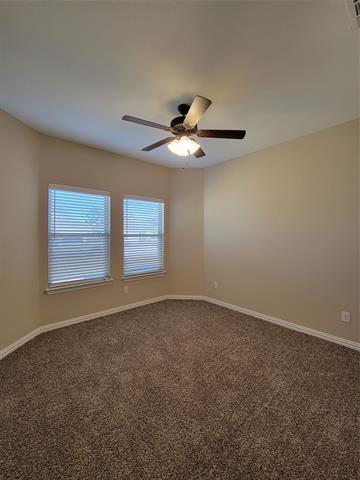 Building Photo - 123 Canales Cir