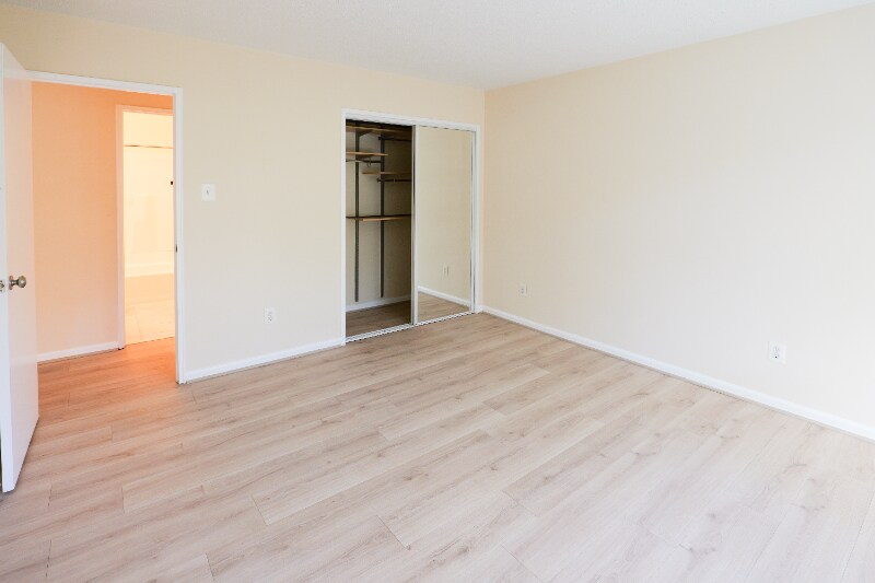 Building Photo - 1730 Arlington Blvd