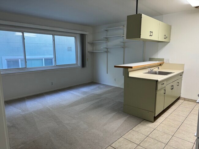 Living Room - 1634 Oxford St