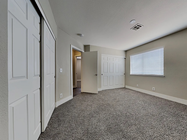Building Photo - 8236 Hercules Dr