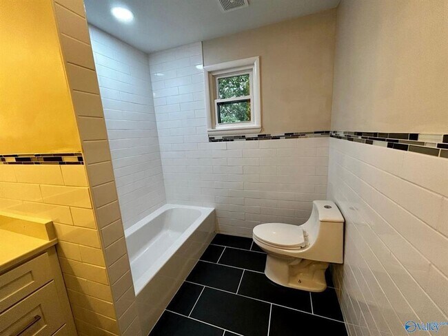 Building Photo - RENTAL HOME IN GUNTERSVILLE