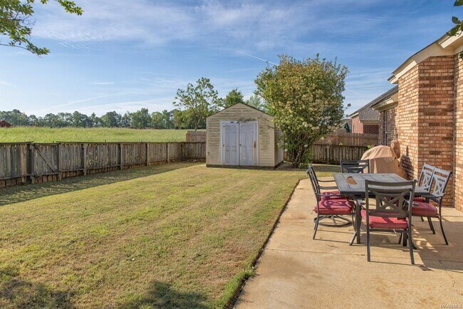 Building Photo - 616 Castle Brook Dr