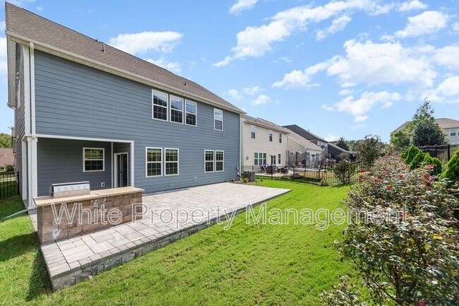 Building Photo - 757 Garrett Green Way