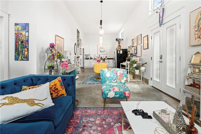 Building Photo - 333 De Armas St