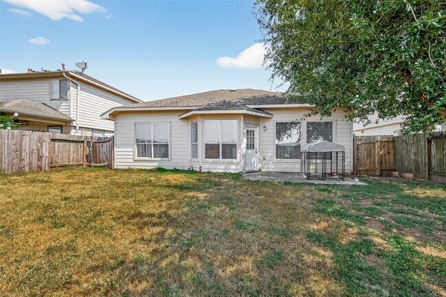 Building Photo - 21339 Bella Jess Dr