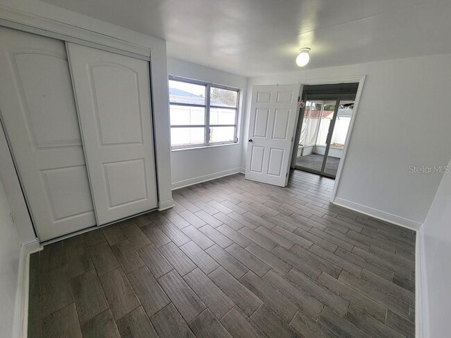 Building Photo - 7730 Wicklow St