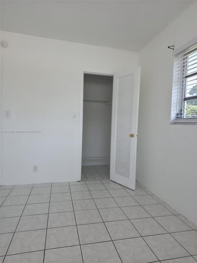 Building Photo - 1610 Liberty St