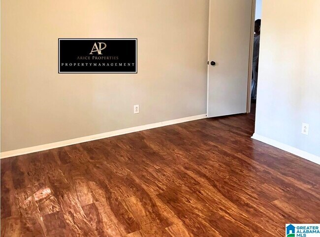 Building Photo - 820 Beacon Pkwy E