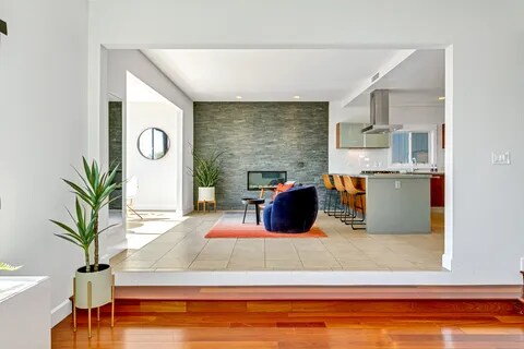 Building Photo - 5007 Crystal Ridge Ct