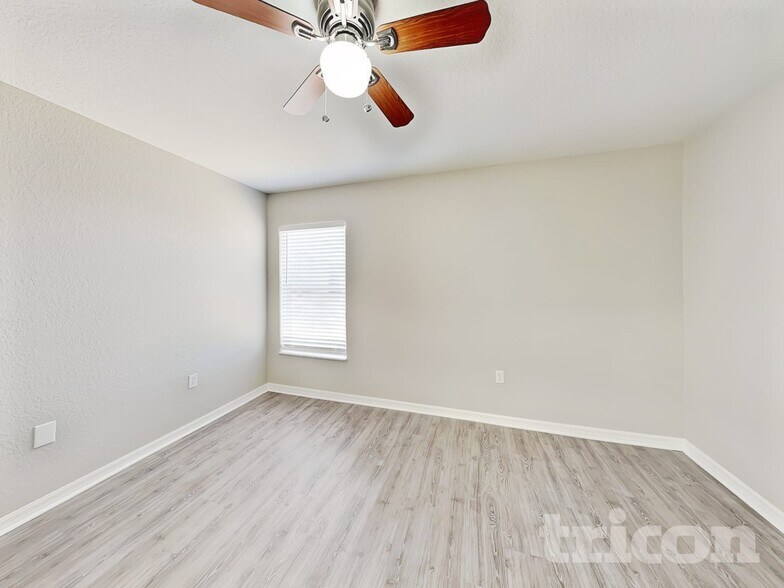 Building Photo - 2319 Estill Ave