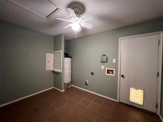 Building Photo - 4636 Baytree Dr