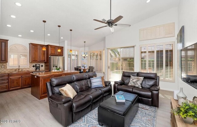 Building Photo - 5183 W Harrison St