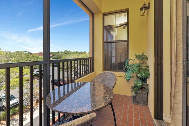 Building Photo - 13941 Clubhouse Dr