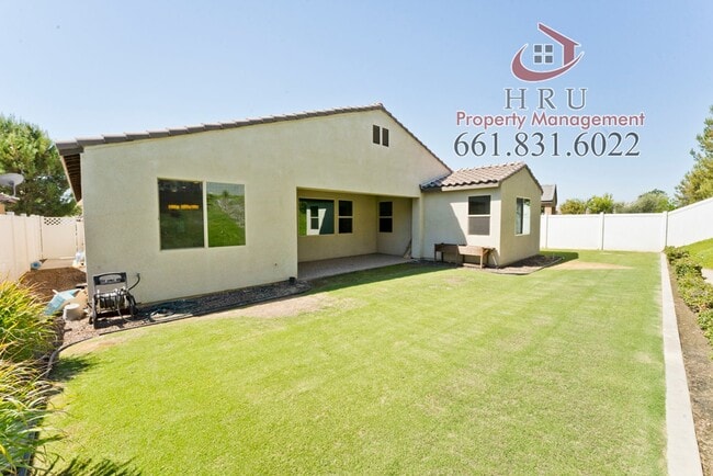 Building Photo - Highgate Community 3 bedroom -2 bath
