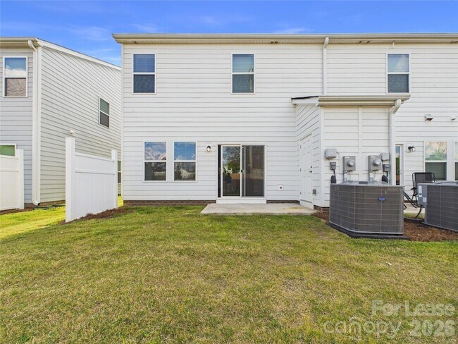 Building Photo - 1768 Braemar Vlg Dr