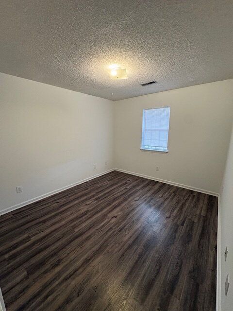 Building Photo - 2004 Tower Pl