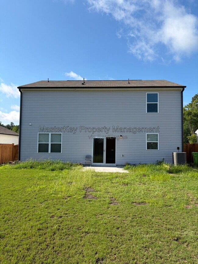 Building Photo - 3537 Polygon Pl