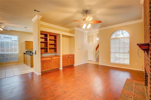 Building Photo - 535 Raintree Cir