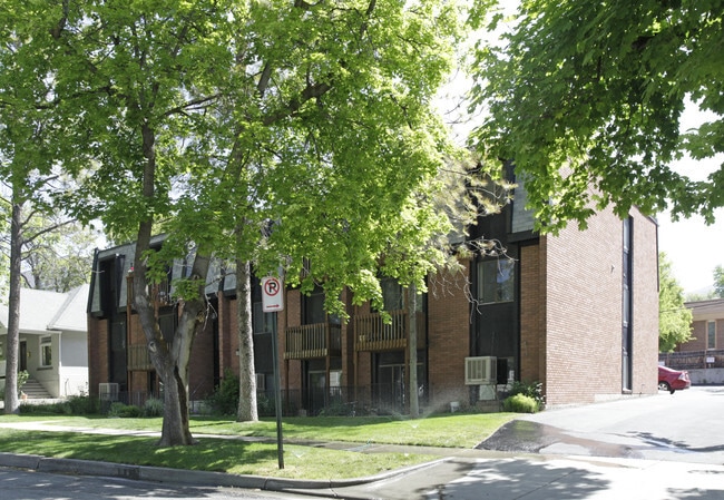 Building Photo - 127 S Lincoln St
