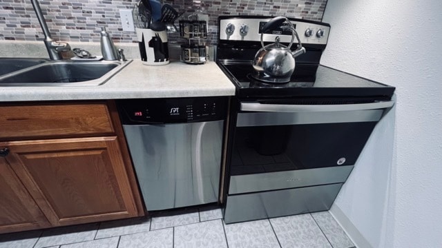 Building Photo - 360 Columbia St NE