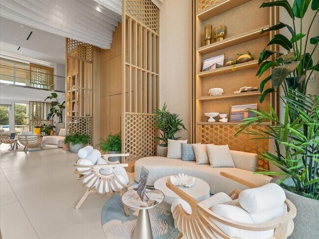 Building Photo - 1020 Sunset Point Rd