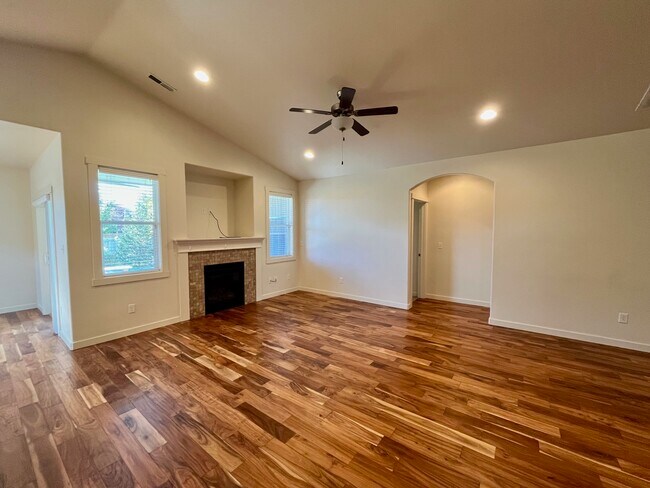 Building Photo - 120 S Voyage Ave